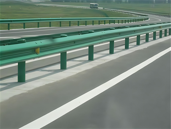 太原波形梁护栏在高速公路的应用